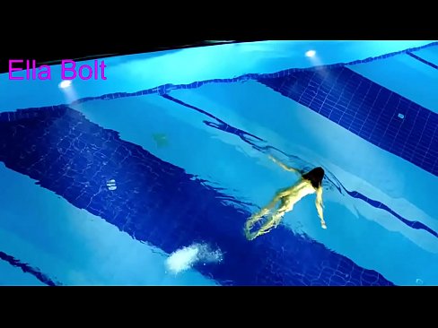 ❤️ Hindi ko mapigilang panoorin, ang batang blonde ay nahuling lumalangoy nang hubo't hubad sa ELLA BOLT resort pool ❤ Magandang porn sa amin tl.shufflesex.ru ️❤
