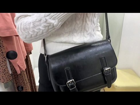 ❤️ Pampublikong masturbesyon ng batang asong si FeralBerry na may dildo sa fitting room ❤ Magandang porn sa amin tl.shufflesex.ru ️❤
